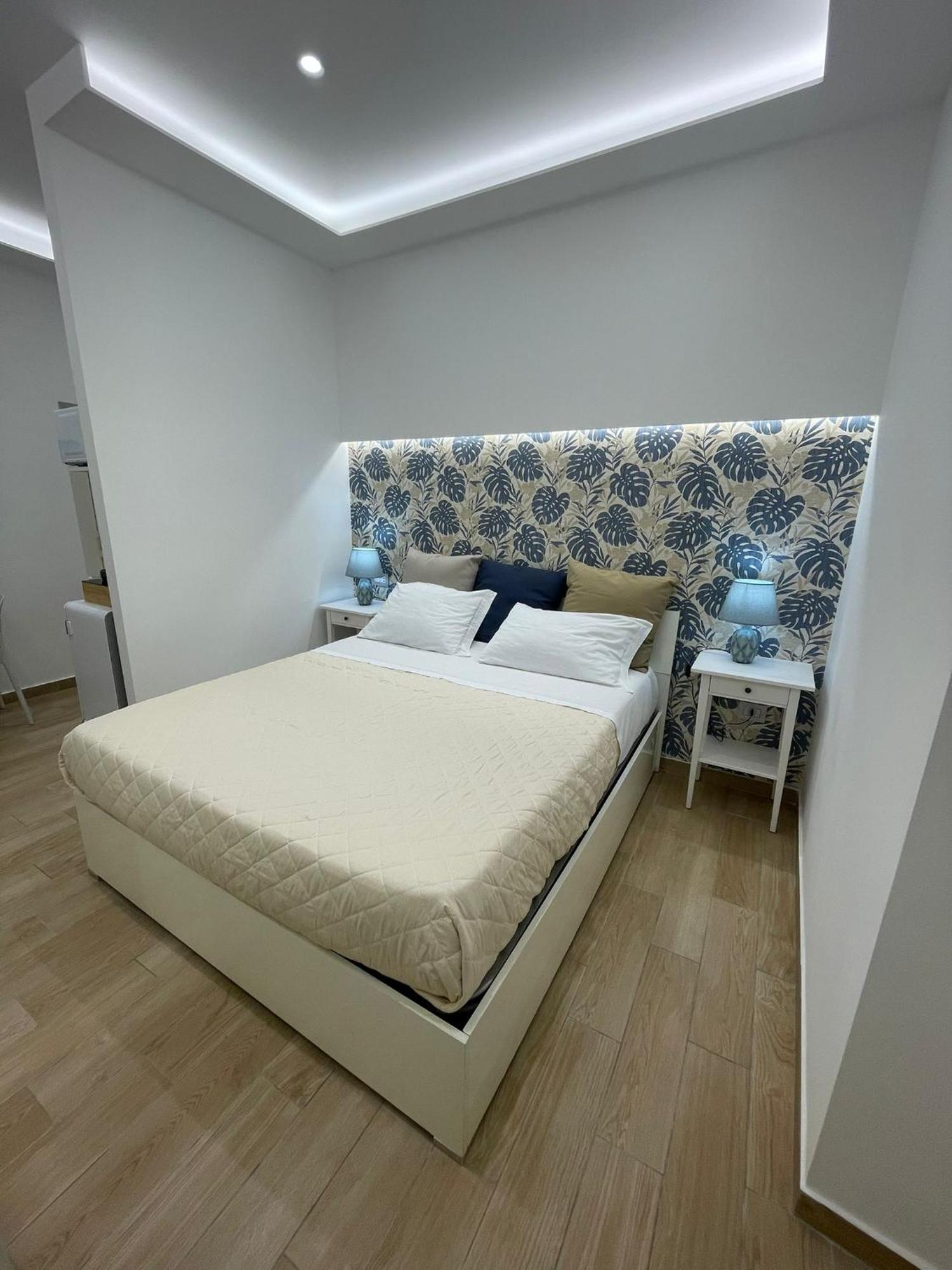 Civico 14 Chiaia Apartment Naples Luaran gambar